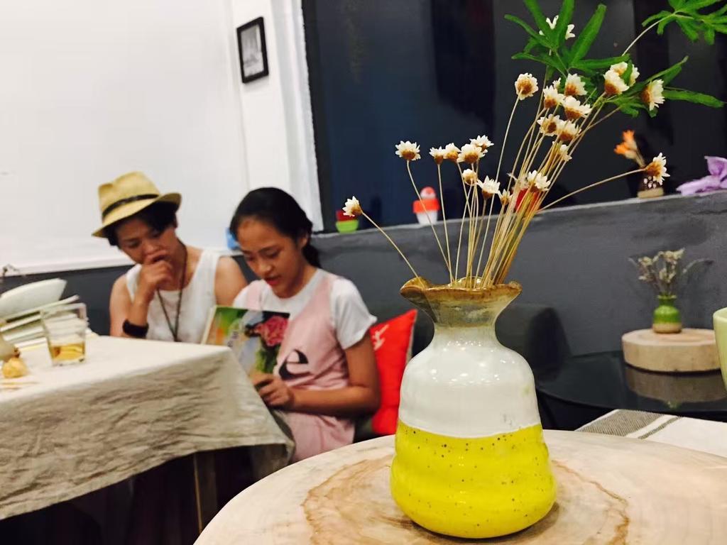 גואנגג'ואו Zhaohuaxishi Youth Hostel מראה חיצוני תמונה