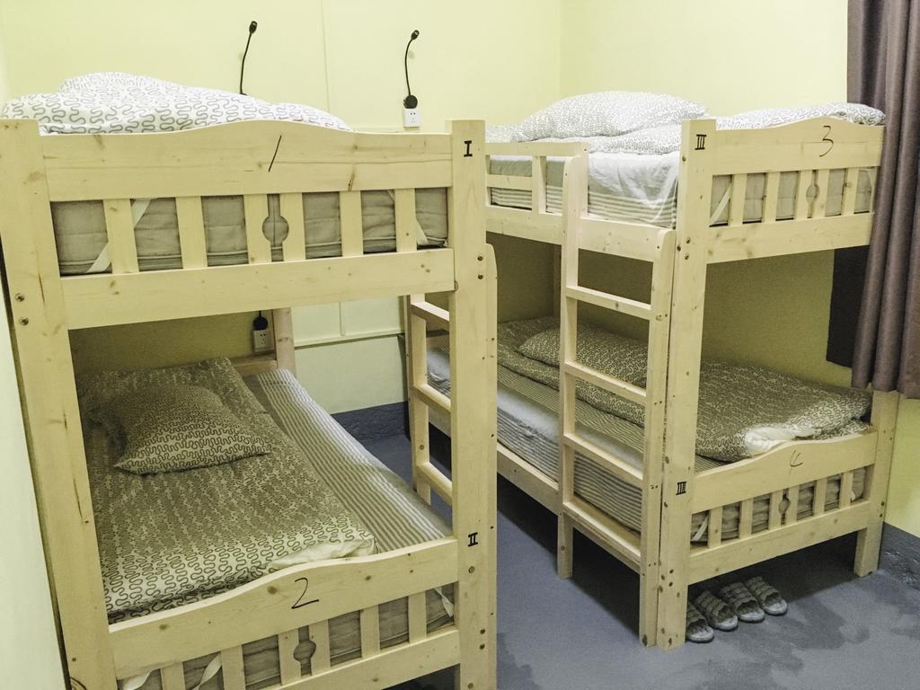 גואנגג'ואו Zhaohuaxishi Youth Hostel מראה חיצוני תמונה